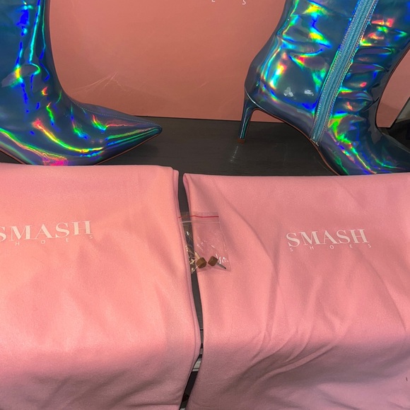 Smash KAY Womens Vegan Leather Holographic Cushioned Footbed Knee-High Boots NIB - Picture 5 of 12